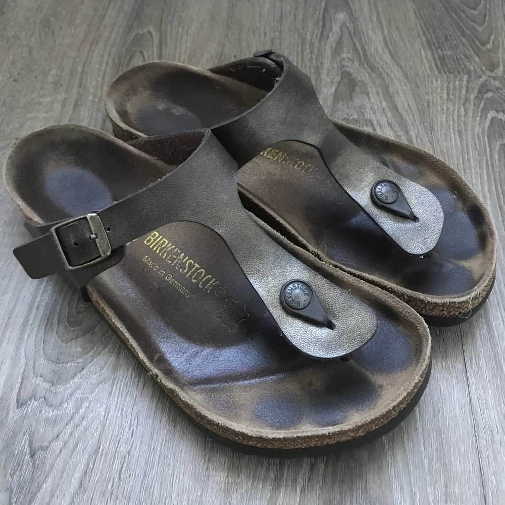Women’s Birkenstock Gizeh Golden Brown size 39